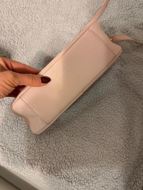 Kabelka liu jo, liu jo