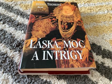 Láska, moc a intrigy (2001),