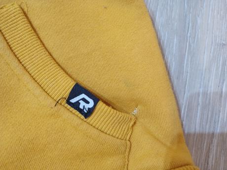 Mikina, authority,134