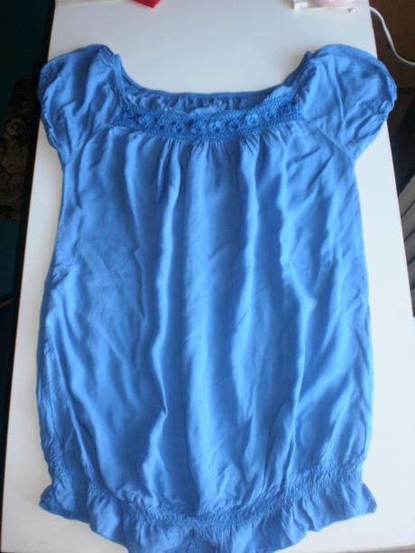 Predávam dámske oblečko lacno, s