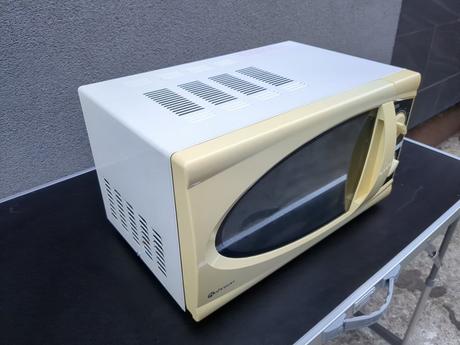 Mikrovlnka rohnson r-1715, 700w,
