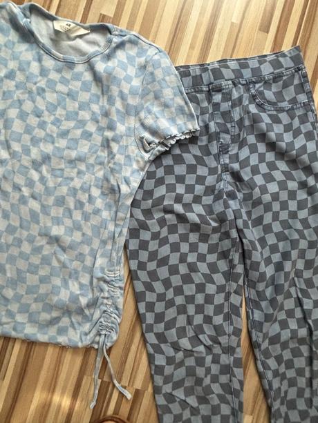 Šachovnicový komplet, h&m,158