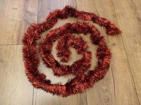 Vianočná girlanda červená 2 ks,