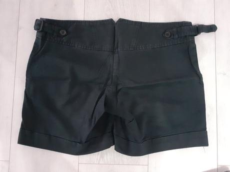 2+1 damske kratke nohavice + sukna, 40