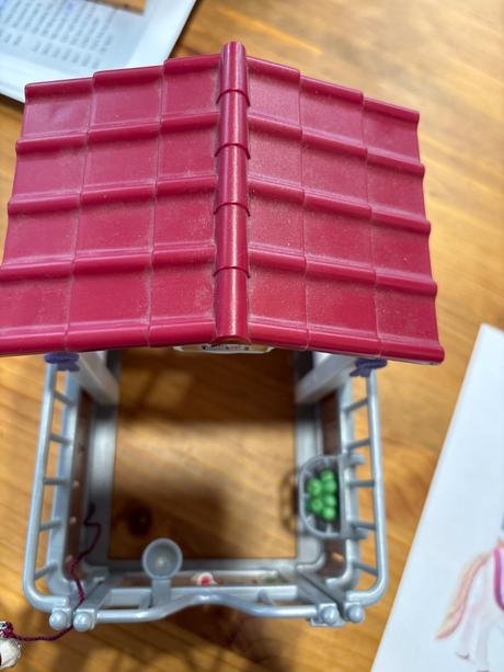 Schleich stajňa s koňom,