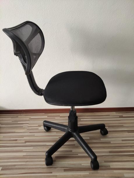 Kancelárska stolička, 