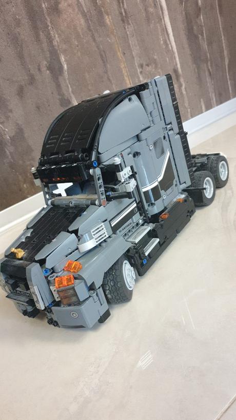 Lego  technik 42078 mack  nákladiak  top  stav, 