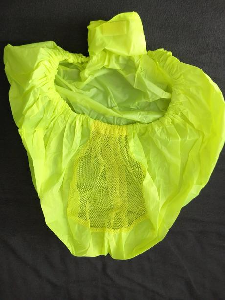 Obal na školskú tašku,