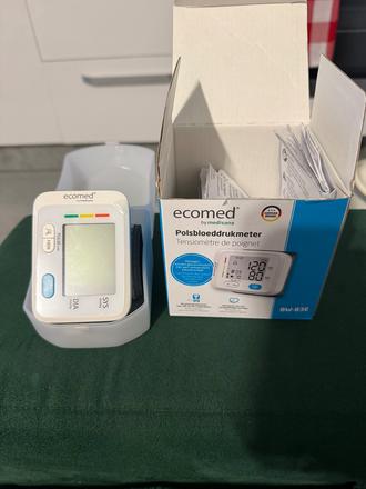 Tlakomer na zápästie, 