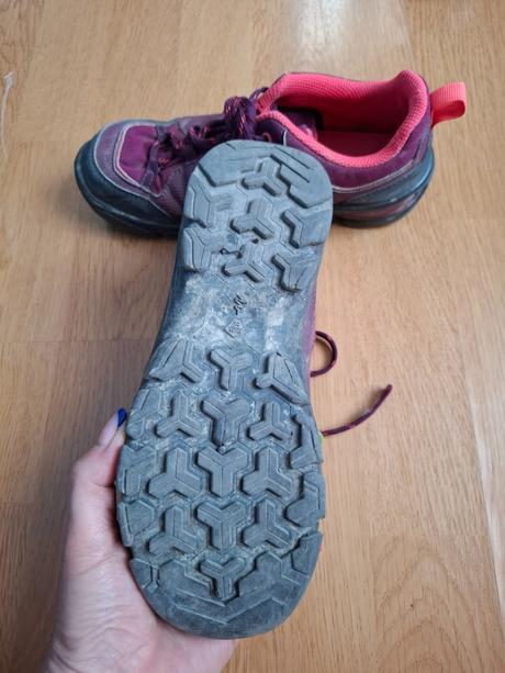 Trekové tenisky, decathlon,35