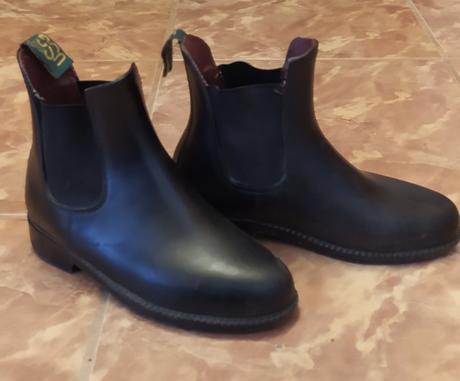 Jesenné čižmičky, 32