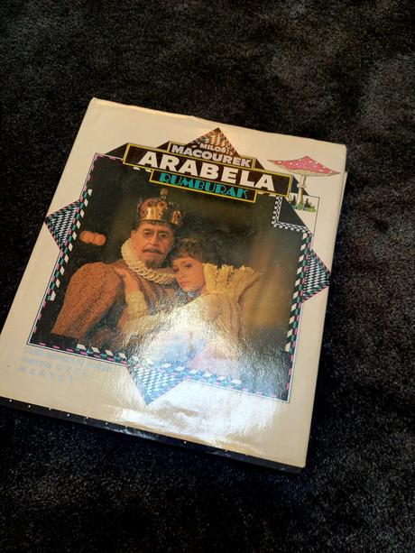 Kniha arabela - uz retro kniha, 