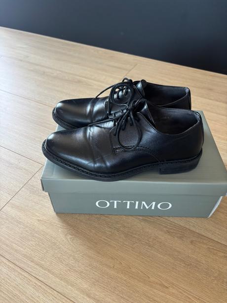 Spoločenské topánky, 36