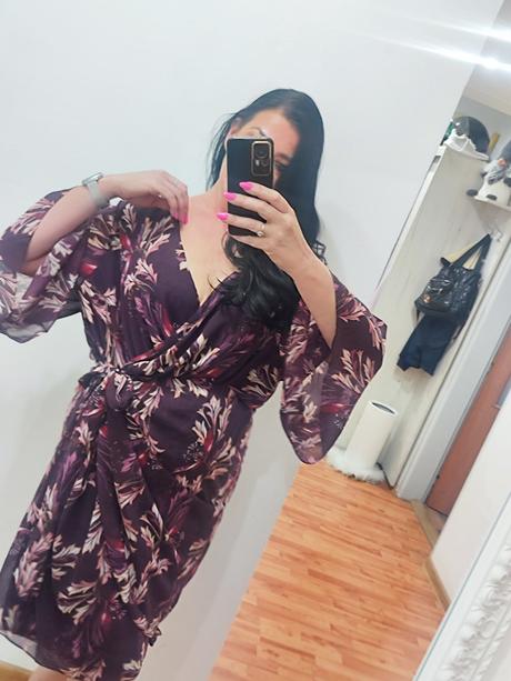 Fialové šaty, xxxl