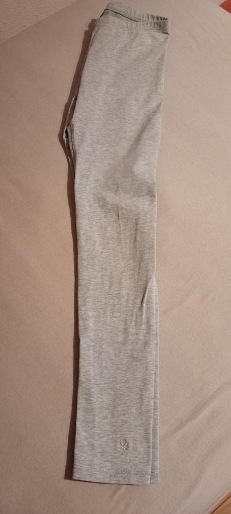 Legíny, benetton,146