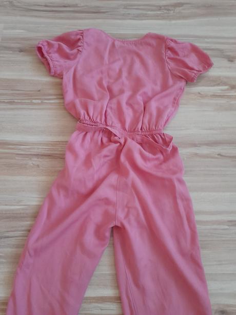 Overal, reserved,134