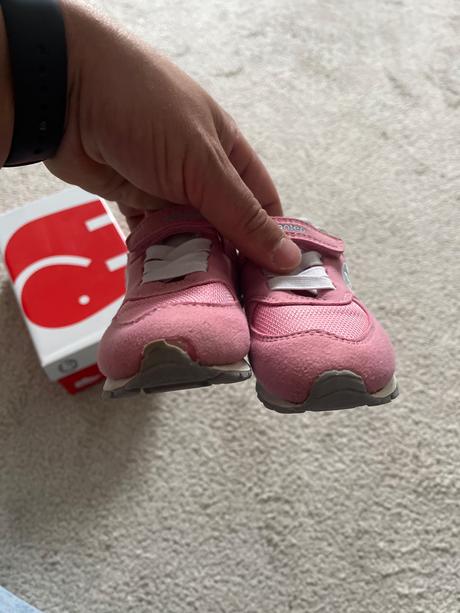 Predam topanky, elefanten,24