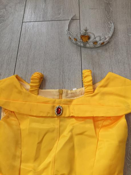 Dievčensky kostym bella 5-7 rokov, 