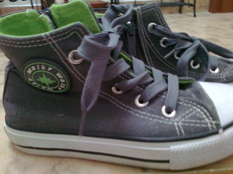 Plátené tenisky, 30