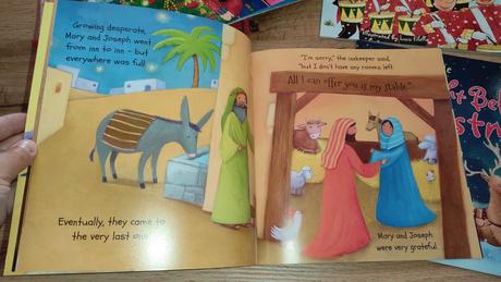 Vianočné knihy v taške top stav,