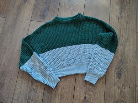 Kratší svetrík, pull&bear,xs