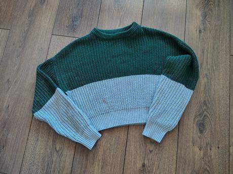 Kratší svetrík, pull&bear,xs