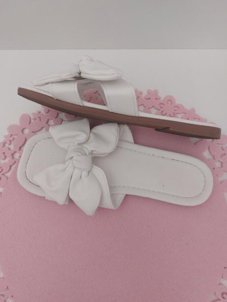 Dievčenské šľapky, 35