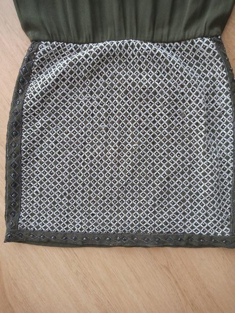 Šaty zara s vyšívanou sukňou, zara,s