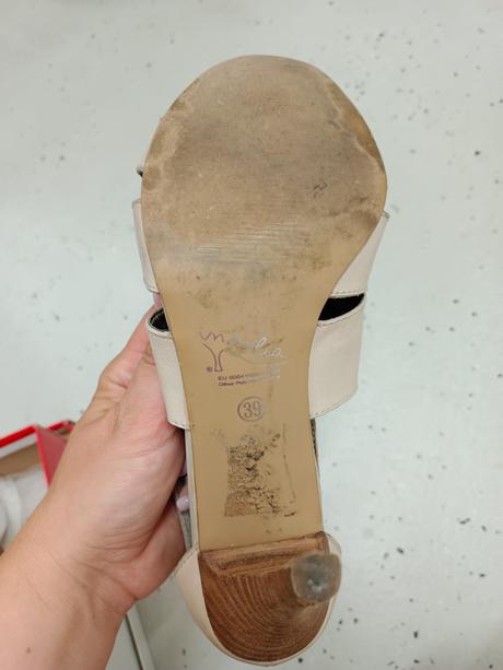 Predám sandálky veľk.39, 39
