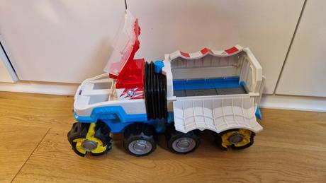 Labkova patrola terrenny dino nakladiak, 