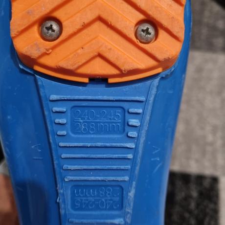 Lyziarky, tecnica,37