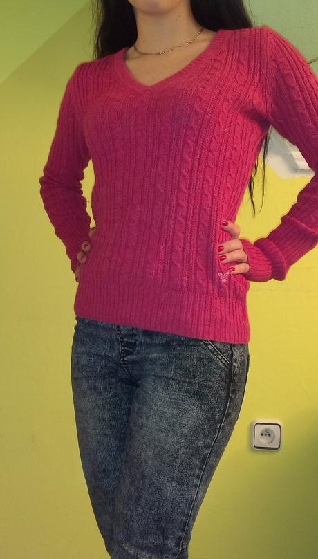 Svetrík luxusnej značky american eagle, s