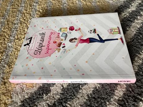 Zápisník supermamy (2015),