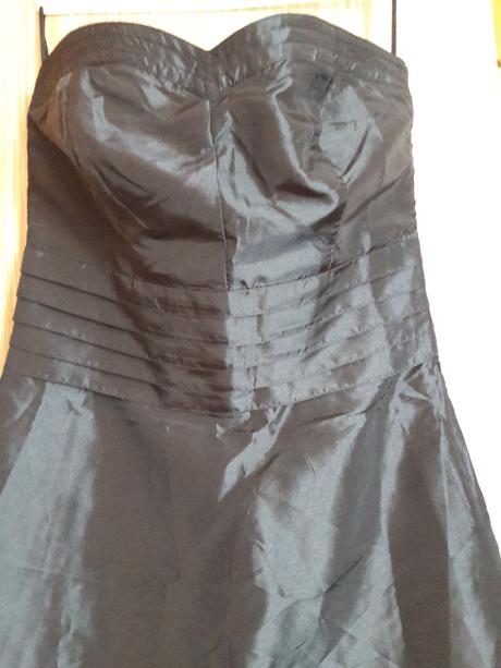 Sviatočne šaty--s, s