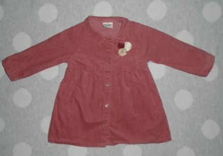 Menčestrové šaty na 6 mesiacov, 68