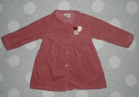 Menčestrové šaty na 6 mesiacov, 68