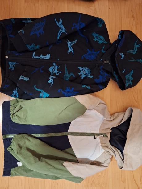 Prechodna bunda 122, 122