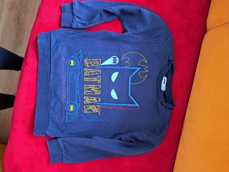 Mikiny a svetre, 128