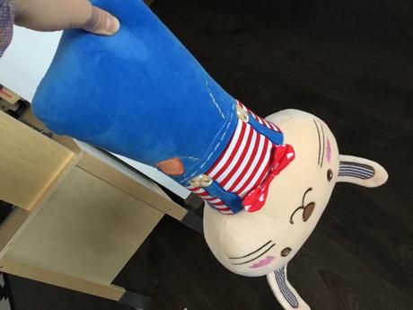 Vankúš na pásy v autosedačke, 