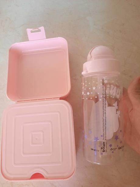 Dievčenský set-desiatovník+ fľaša,