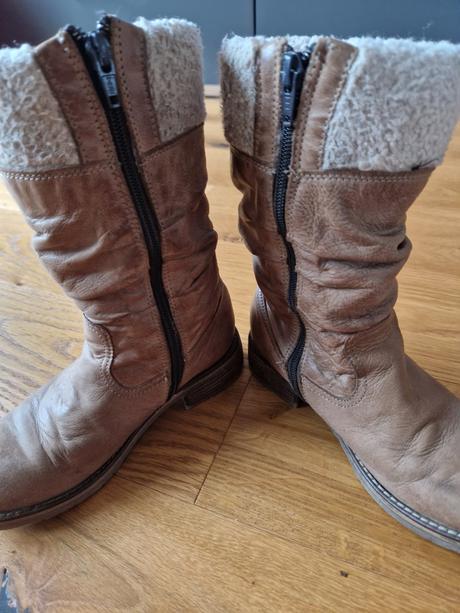 Dievčenské kožené čižmy, baťa,33