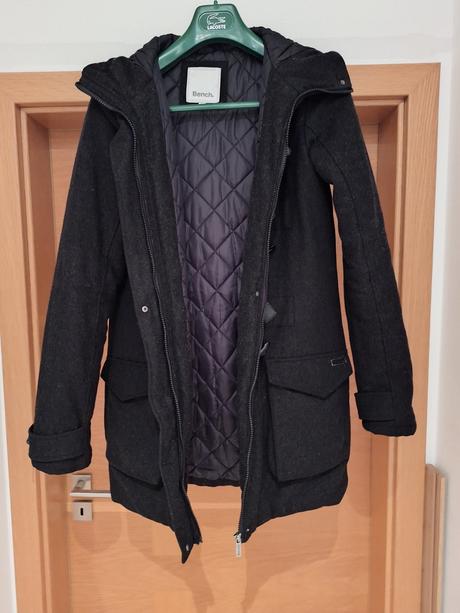 Zimny kabat zn. bench, bench,xs