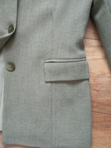 Suknovy kostym 36/s, s