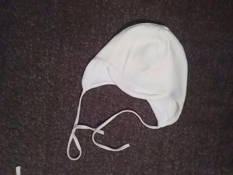 Prechodne ciapky, 62