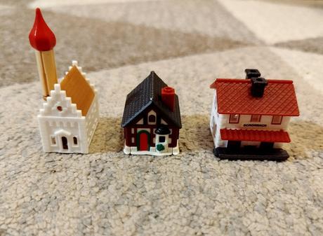 Kinder skladacie domčeky a kostolíky,