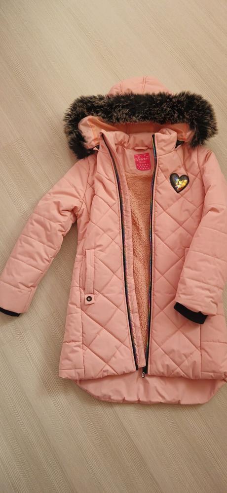 Krásna zimná bunda, 140