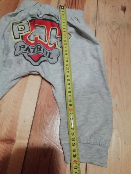 Trištvrtaky labkova patrola, 98