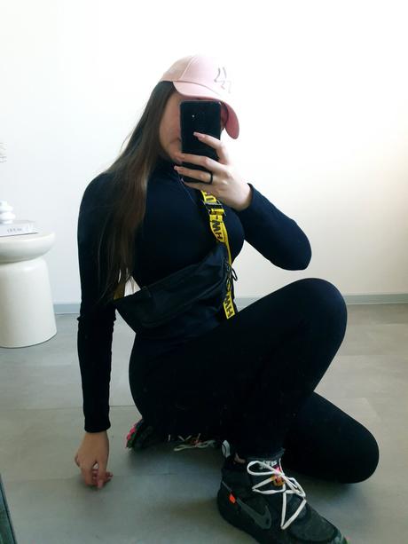 Off white ľadvinka, 