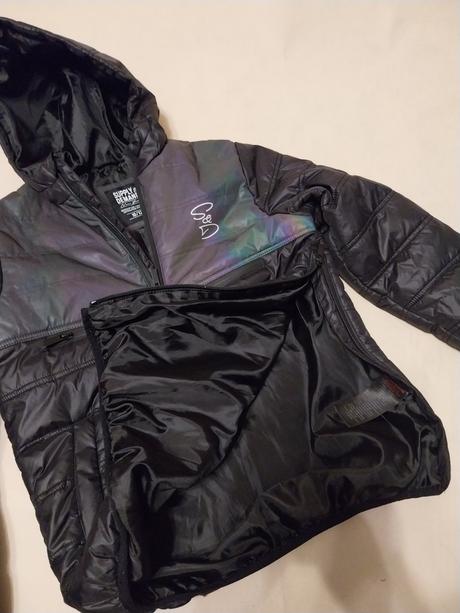 Bunda metalicka, 140