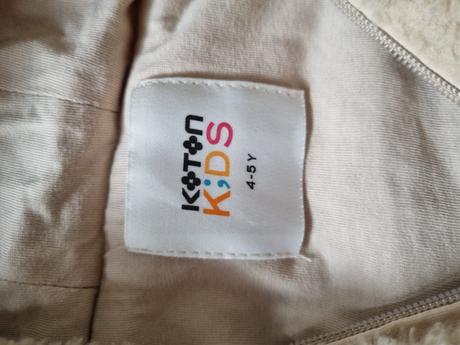 Prechodna bunda, 104